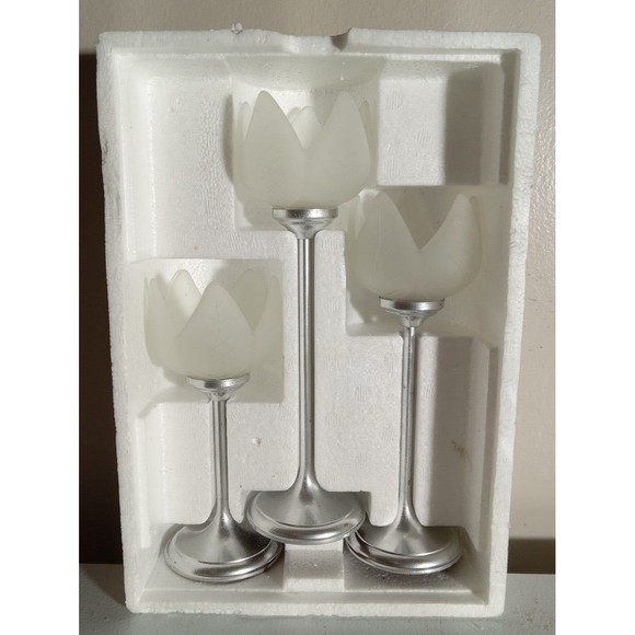 Other - The Connoisseur Collection Tulip Candle Holder VINTAGE